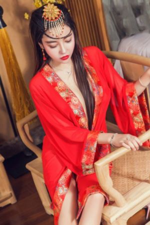 白洁公交车上_1080P高清在线观看