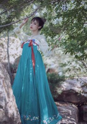 狂飙风暴短剧免费观看_720迅雷电影在线