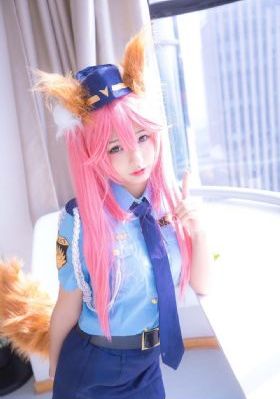 动漫男女扒内衣揉捏胸的视频_高清完整视频